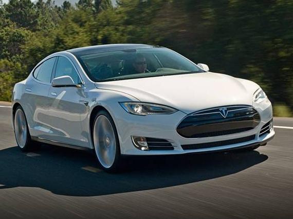 TESLA MODEL S 2015 5YJSA1E10FF105788 image TESLA MODEL S 2015 5YJSA1E10FF105788 image